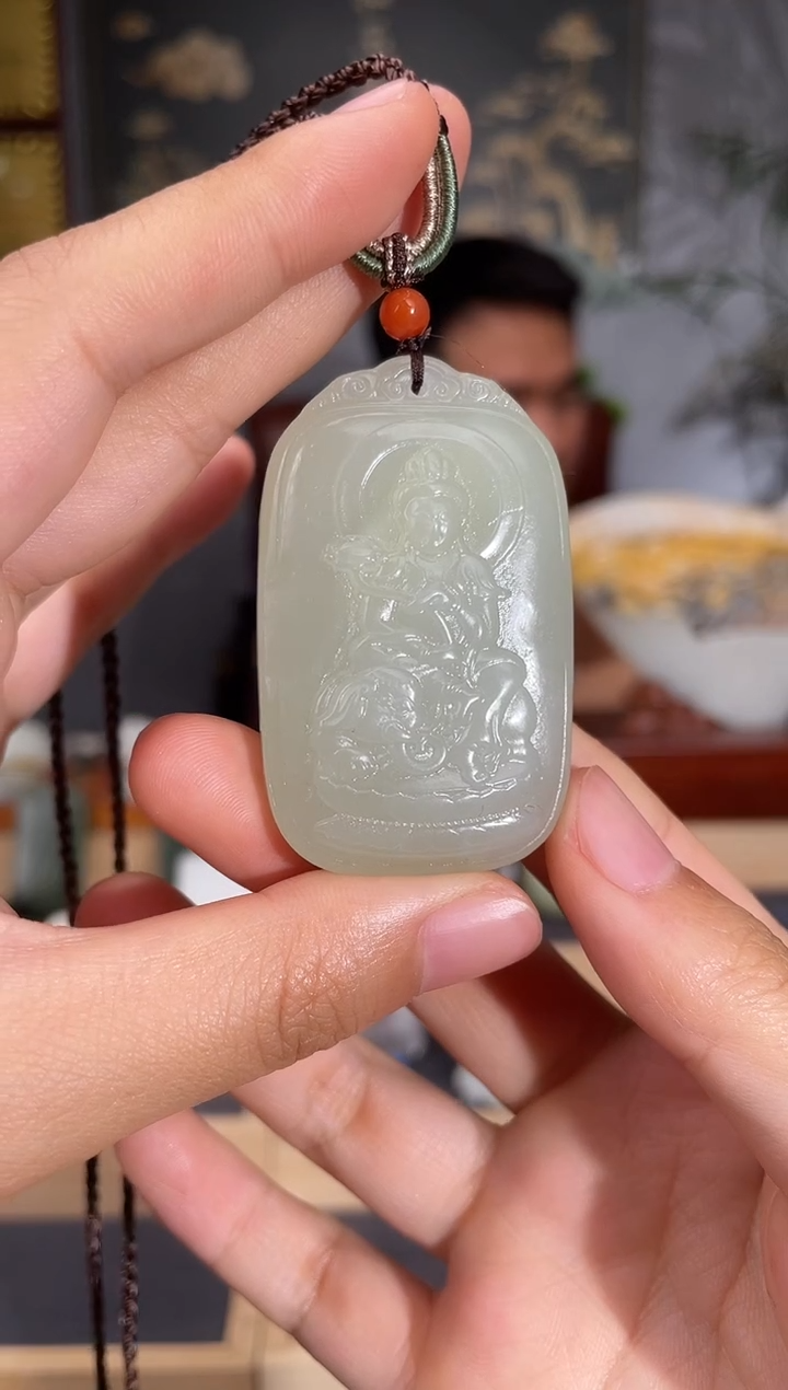 和田玉未镶嵌颈饰1