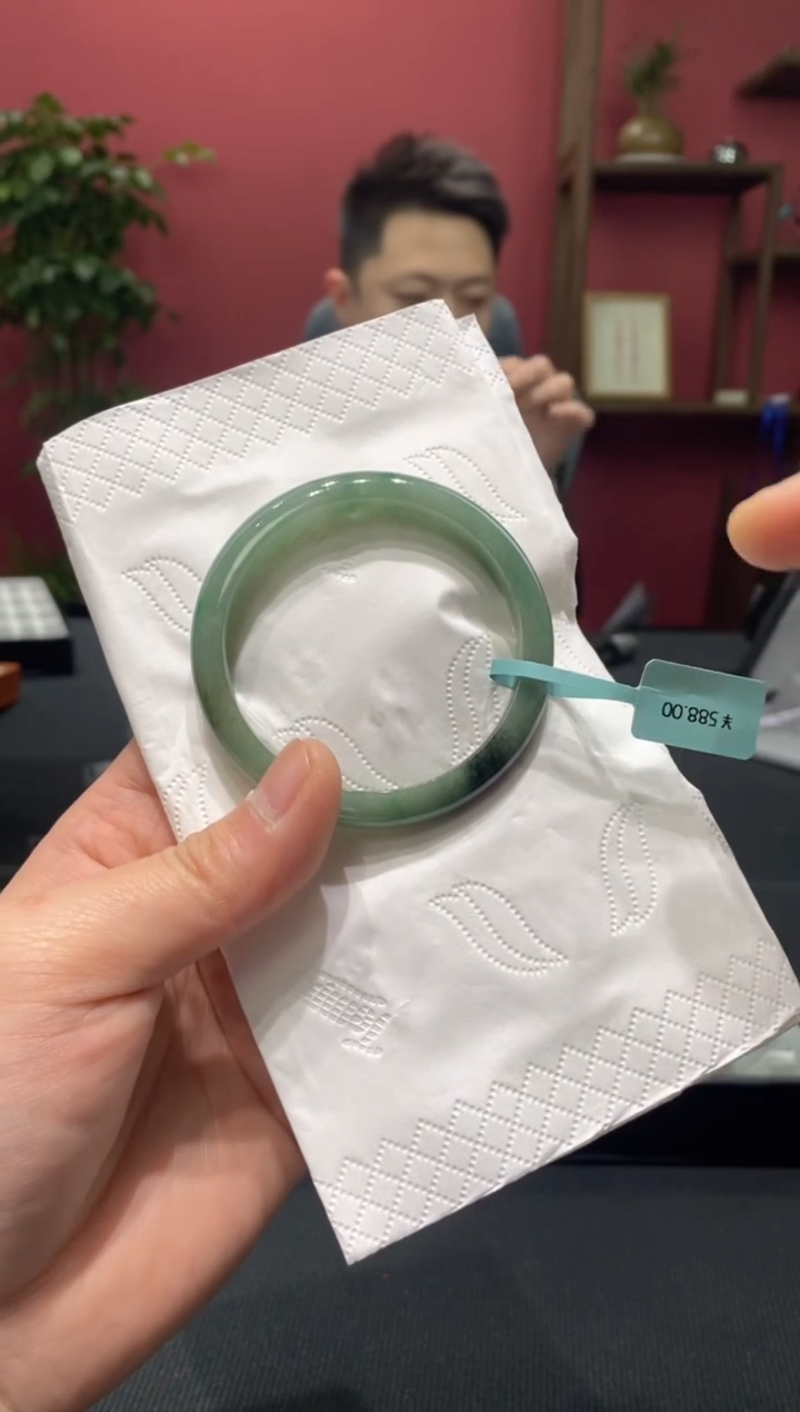 【闪购商品】翡翠手镯未镶嵌00003704