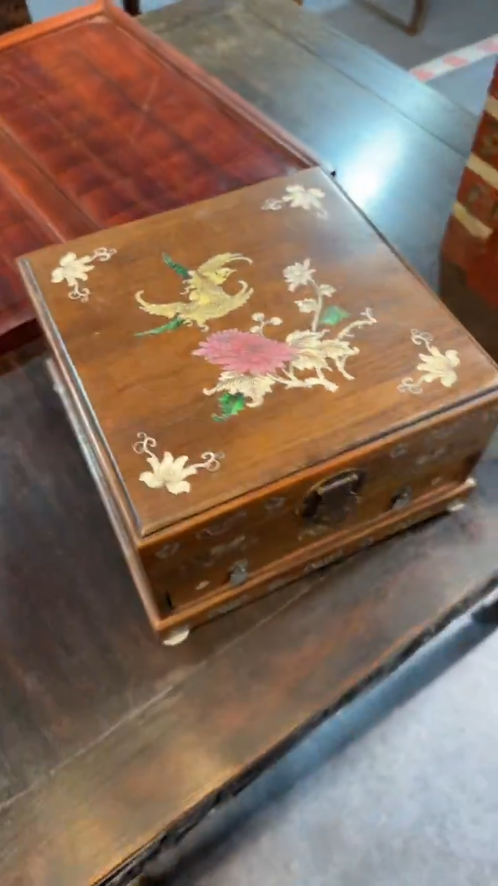 木福利             镶嵌茶饼盒