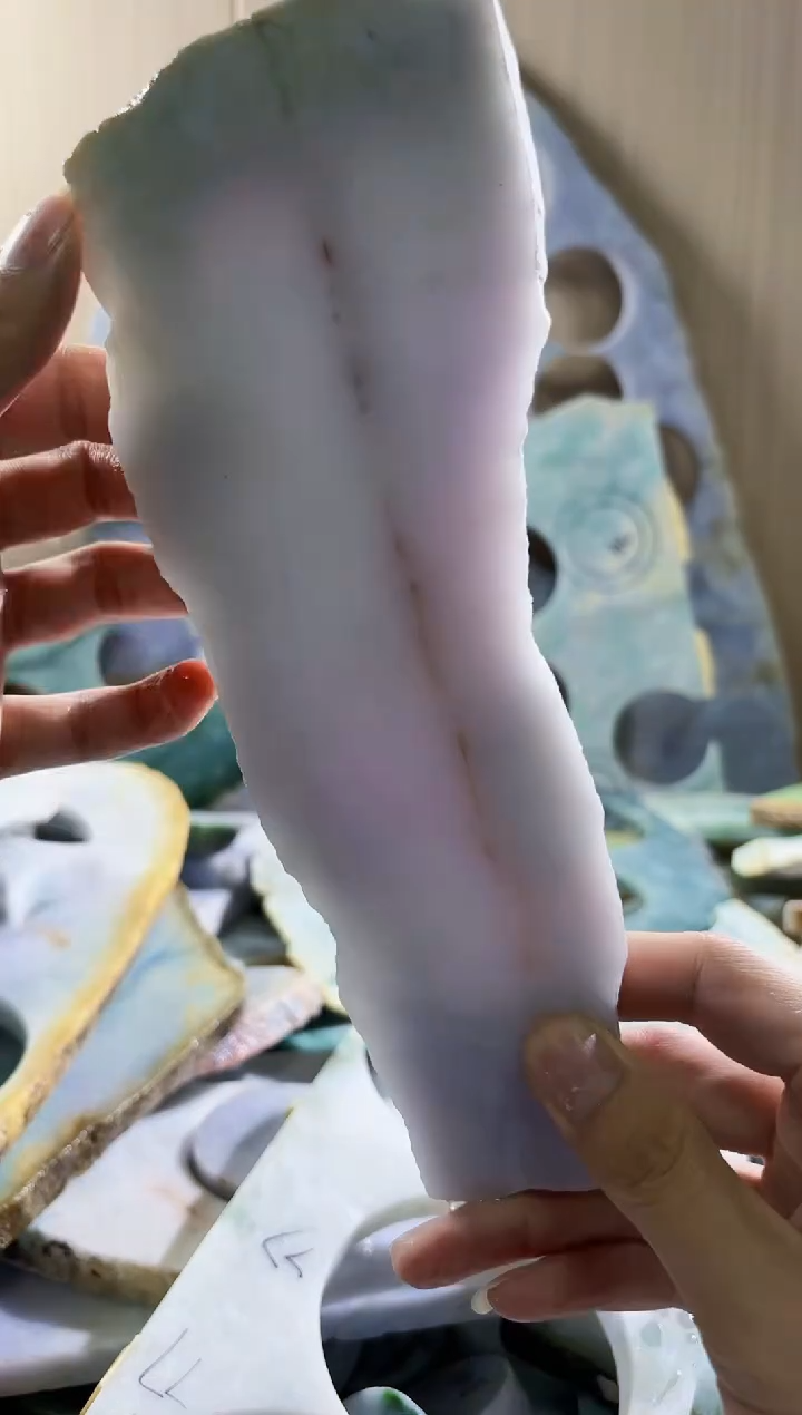 翡翠未镶嵌颈饰翡翠A货 陈谭201