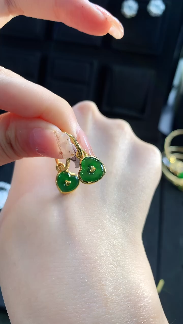 【闪购商品】翡翠耳饰18K金镶嵌耳饰