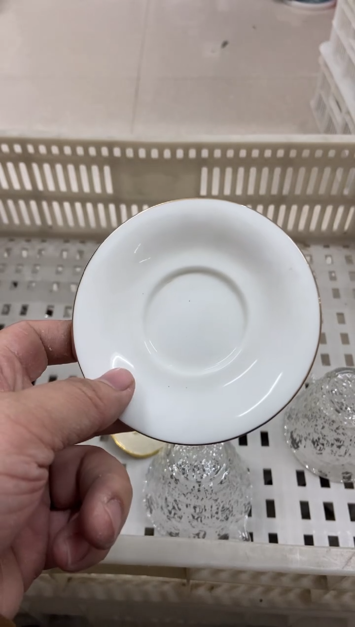 杯子瓷无运费险有瑕疵的摄影的产品有使用过的痕迹有点脏介意勿拍