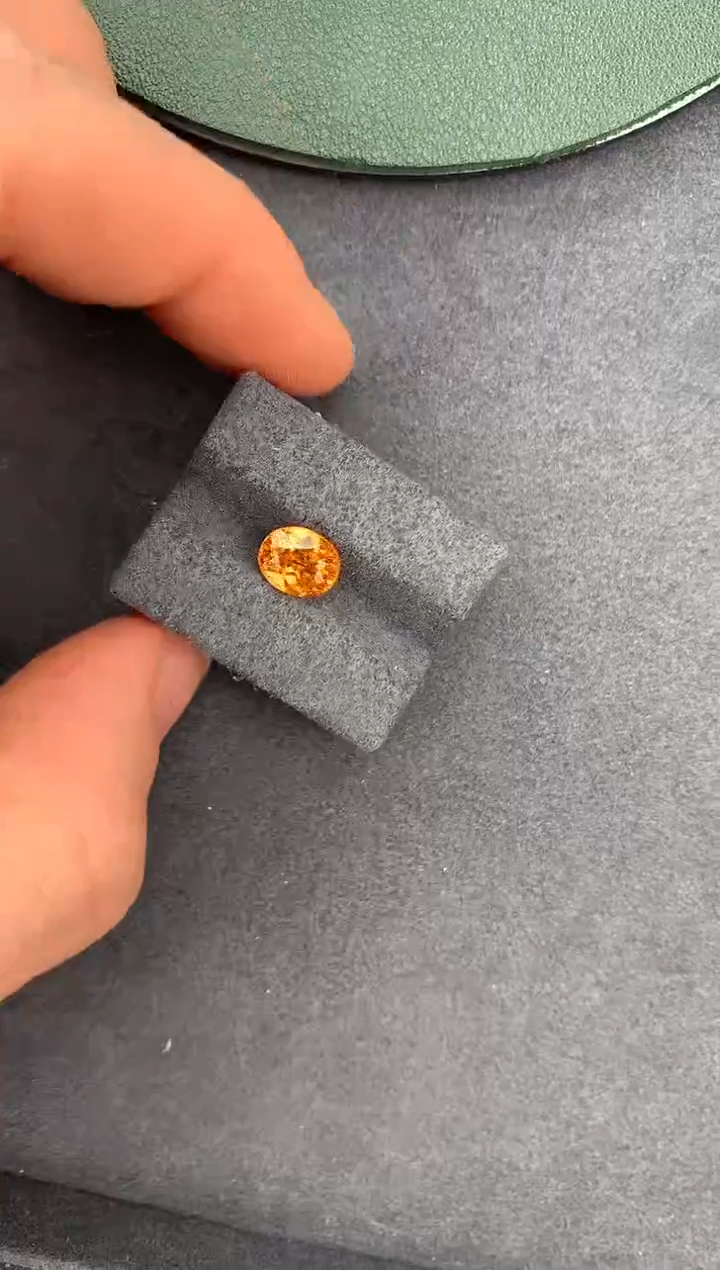 【闪购商品】石榴石（芬达石）裸石未镶嵌2ct芬达