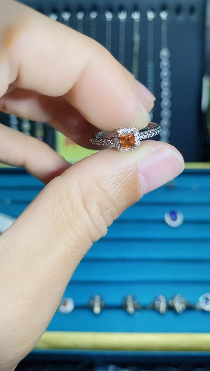 【闪购商品】石榴石（芬达石）戒指银S925镶嵌1121