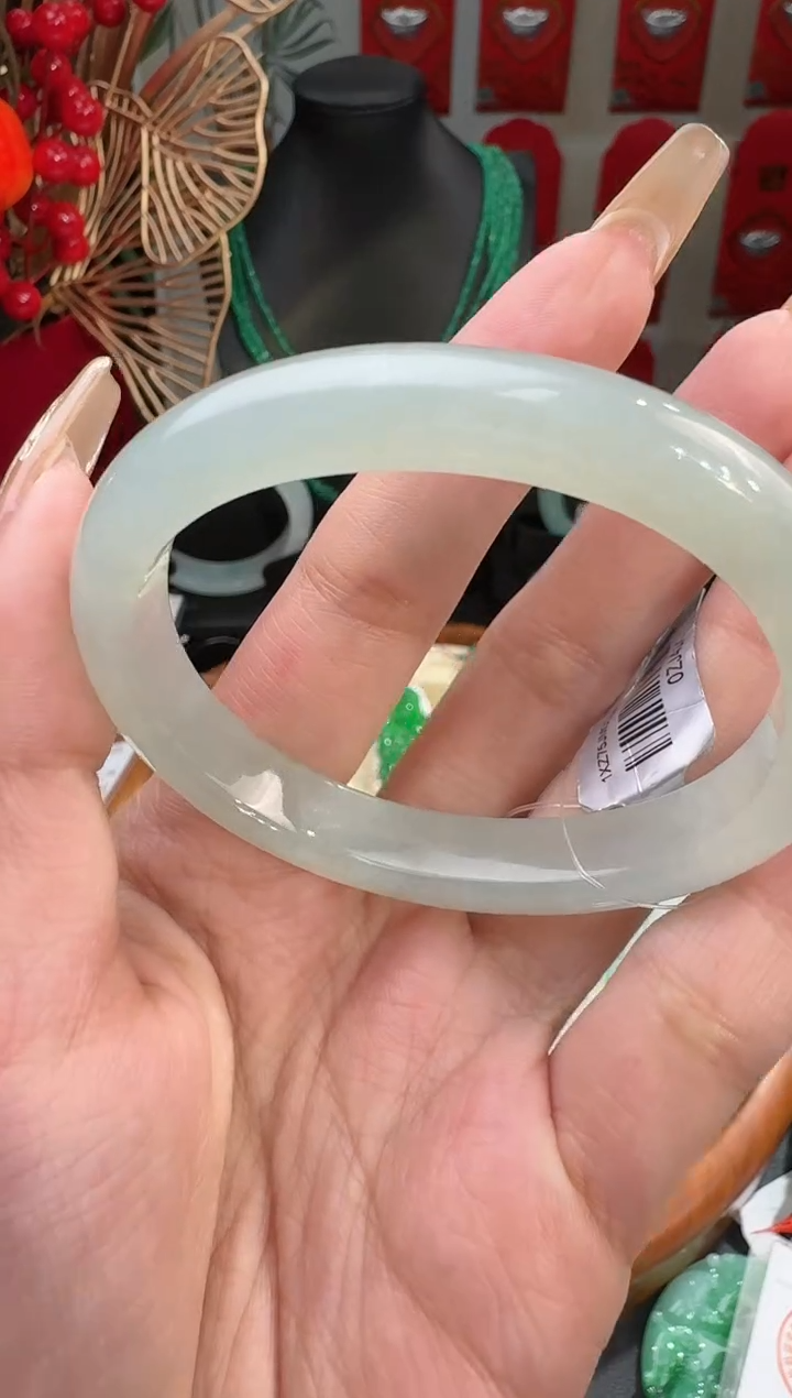 【闪购商品】翡翠手镯未镶嵌手镯