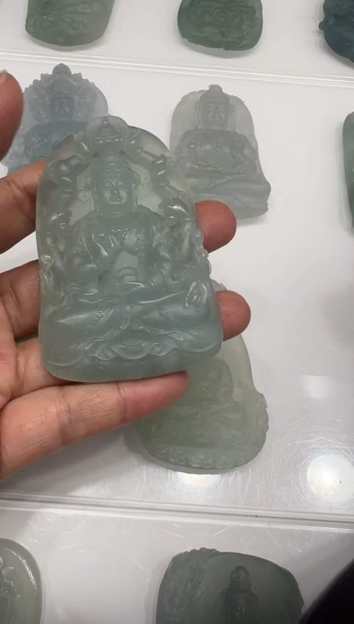 定制翡翠未镶嵌牌子