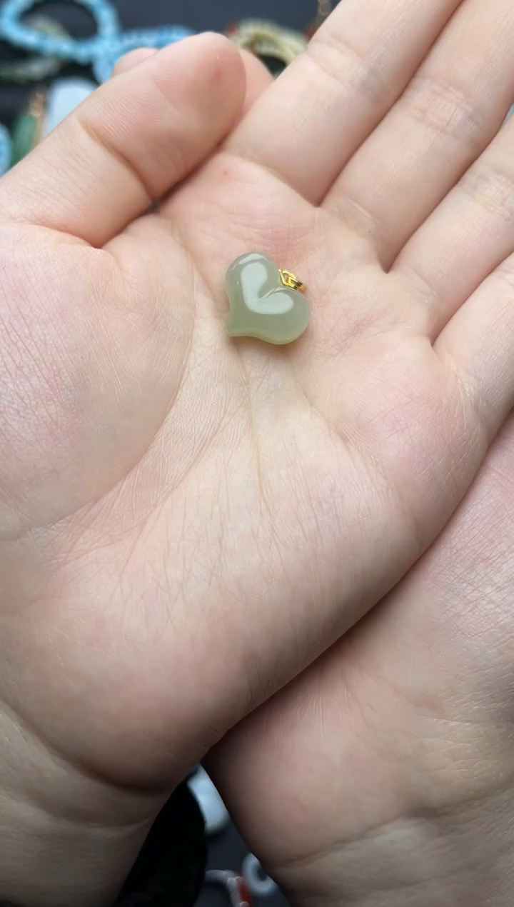 颈饰银S925镶嵌和田玉爱心06