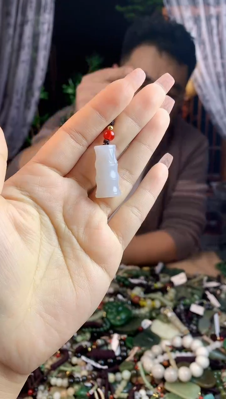 【闪购商品】和田玉挂件未镶嵌多样性发货拍一发一