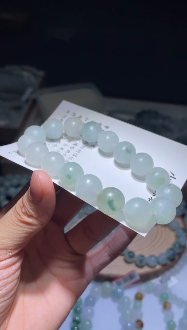 未镶嵌定制翡翠翡翠手串