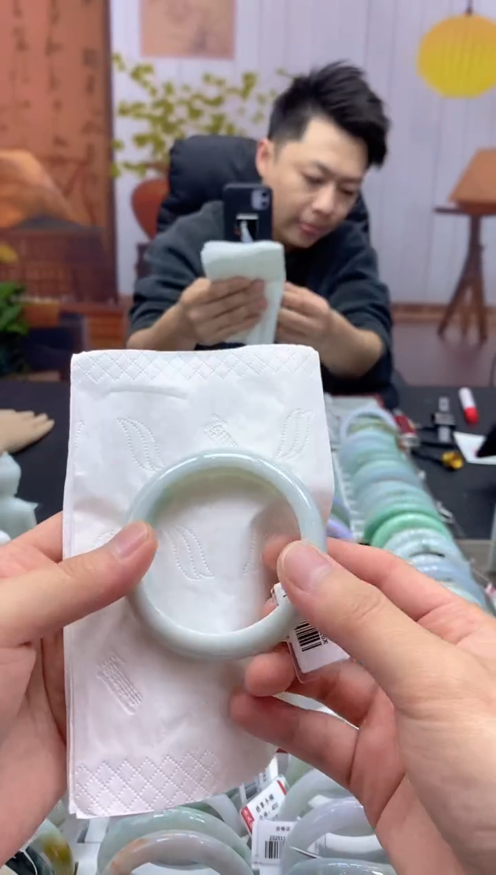 未镶嵌手镯翡翠4570*****