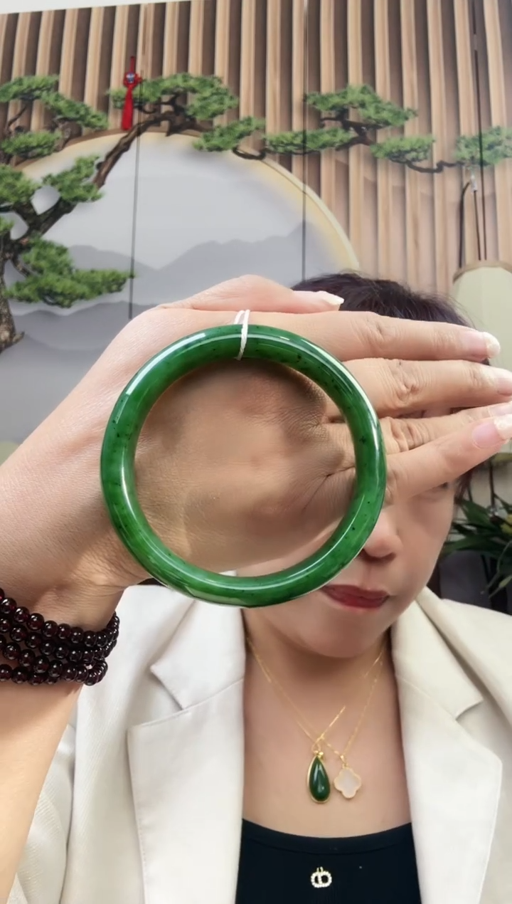 和田玉手镯未镶嵌北极玉手镯 58mm