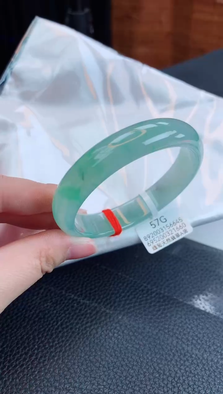 【闪购商品】翡翠手镯未镶嵌缅甸天然翡翠A货手镯