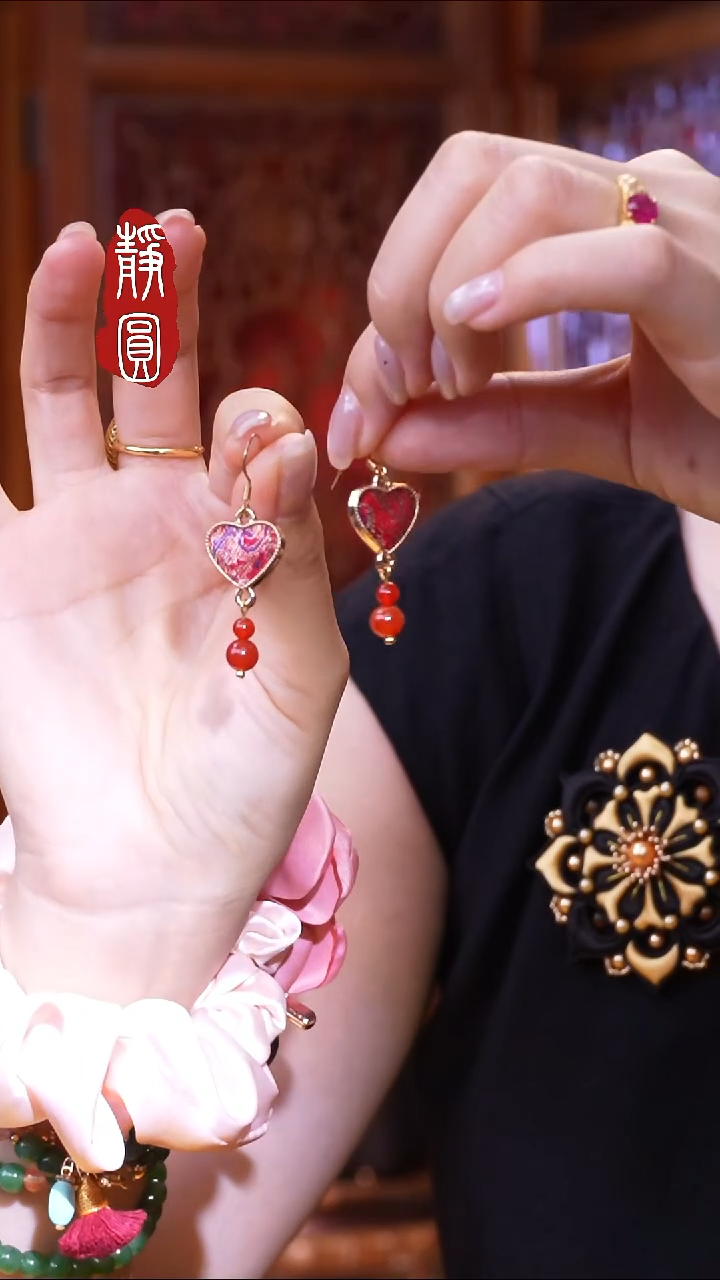 织绣纯手工非遗【耳环爱心】