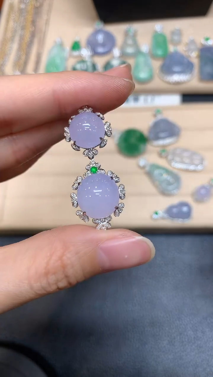 【闪购商品】翡翠颈饰18K金镶嵌蛋面【无服务费】