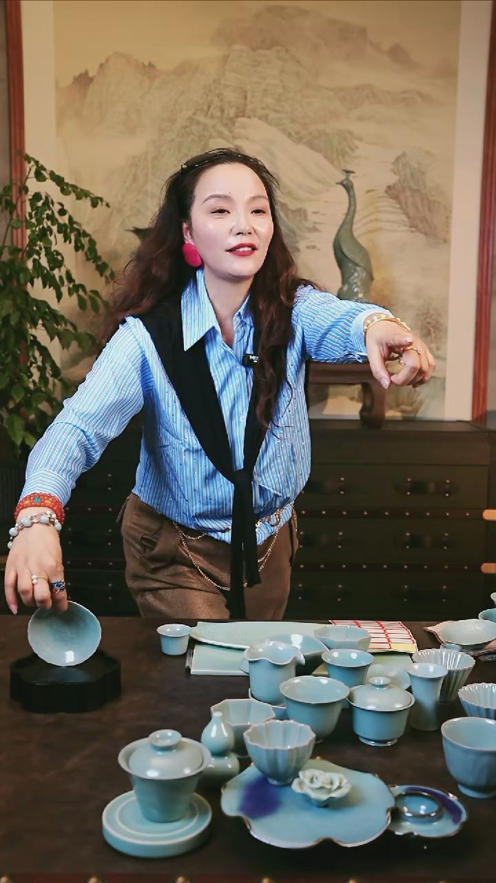 【闪购商品】W宝丰宋官窑原产地汝瓷花口碟