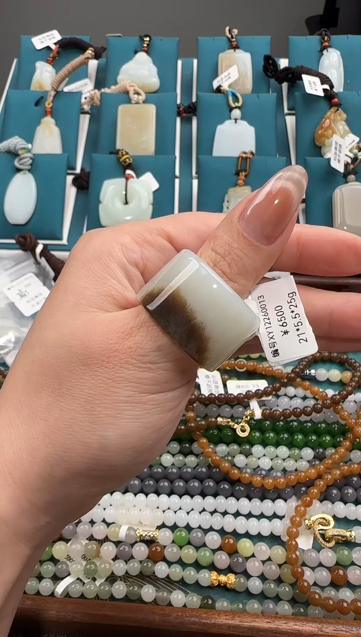 颈饰未镶嵌和田玉XY