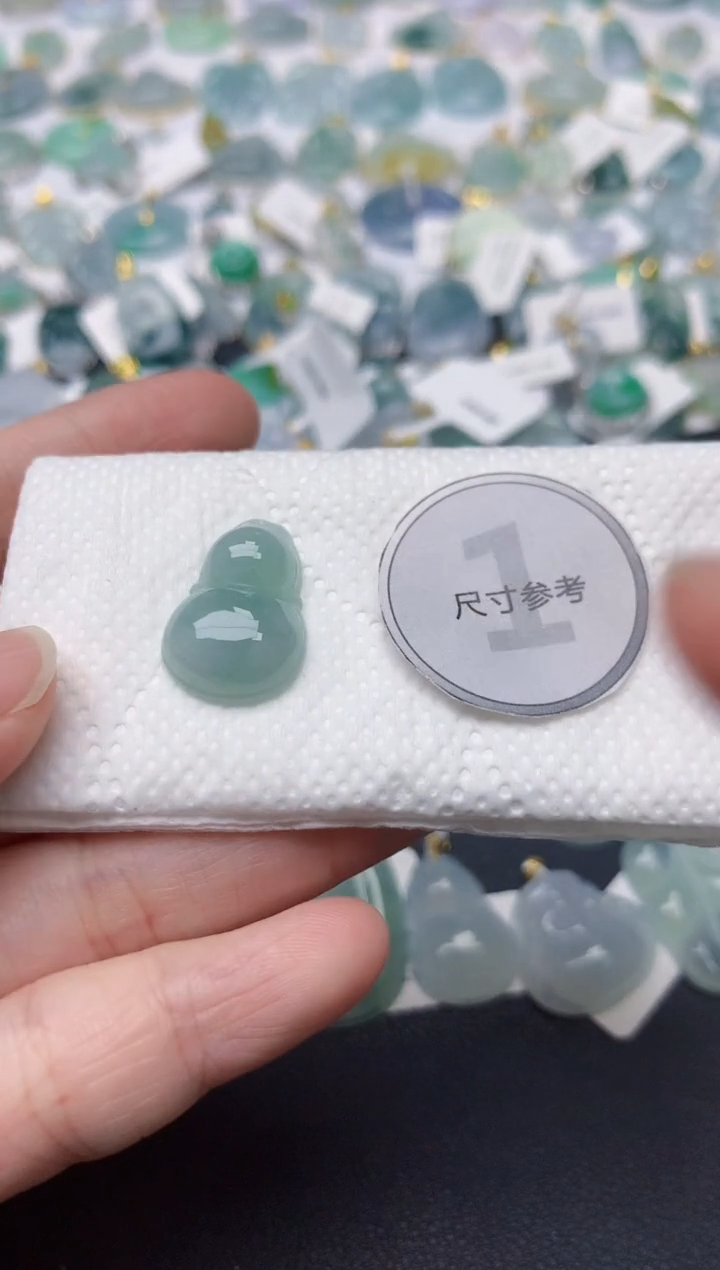 颈饰未镶嵌翡翠天然缅甸A货翡翠