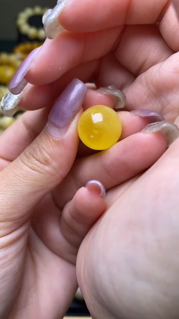 【闪购商品】琥珀裸石未镶嵌葵. 5