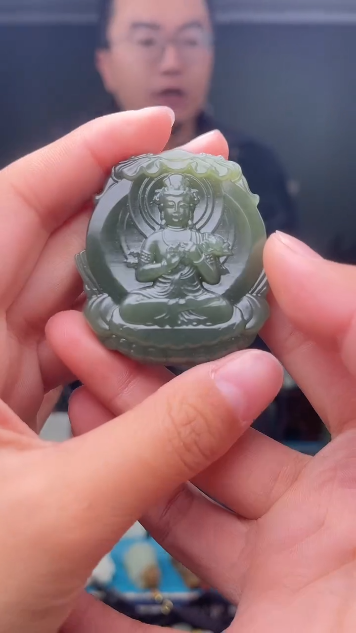 未镶嵌和田玉挂件1