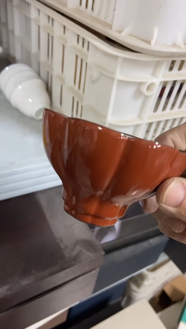 杯无运费险有瑕疵的摄影的产品有使用过的痕迹有点脏介意勿拍