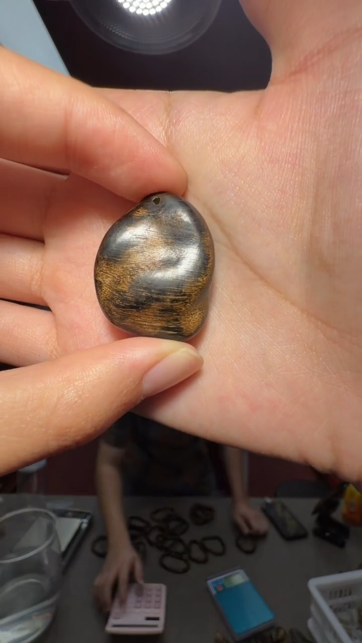 沉香吊坠乘***浪多样性发一