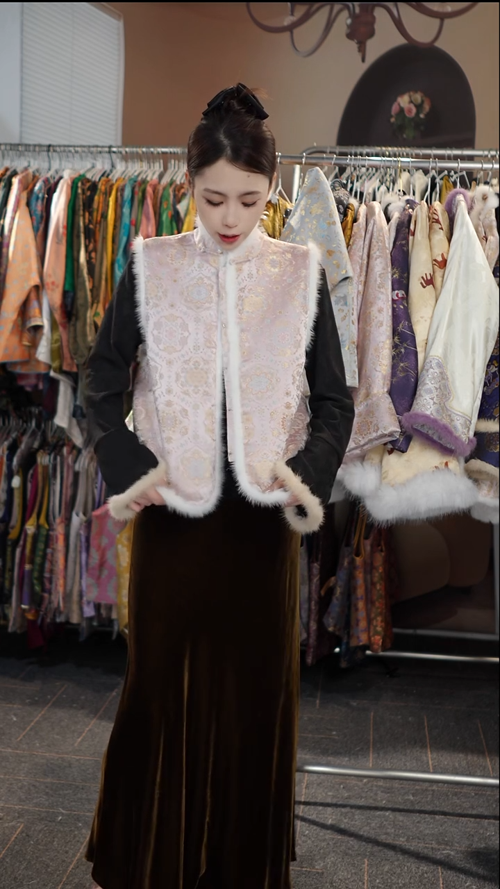 粉宝箱夹棉马甲     