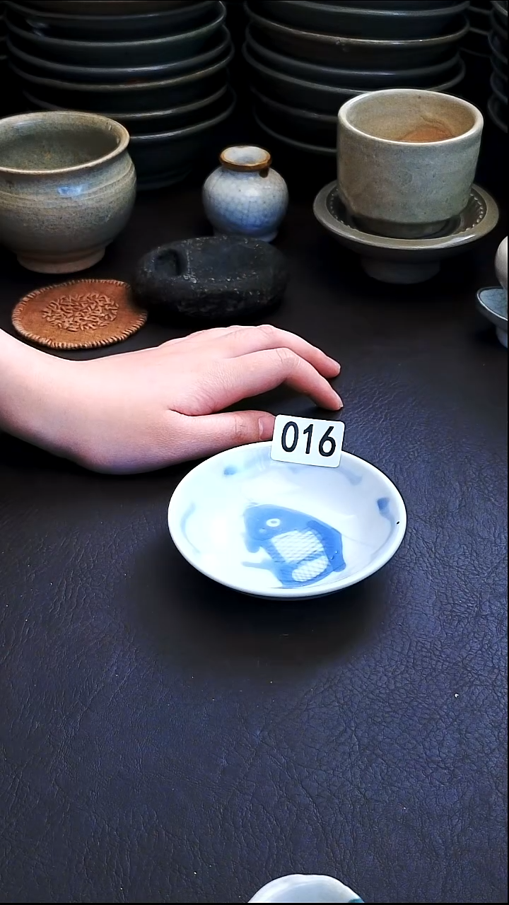 陶手***茶佳瑜家漂漂亮亮的瓷器编号016