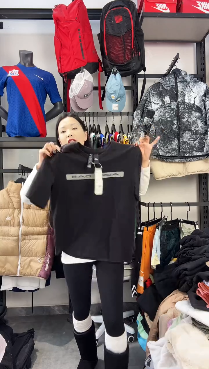 854闪购编码  阿迪运动卫衣裤以直播间过款为准 尺码. 165