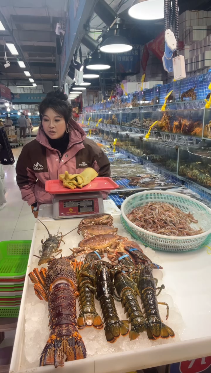 中国大陆断氧小波龙4只，4.1斤