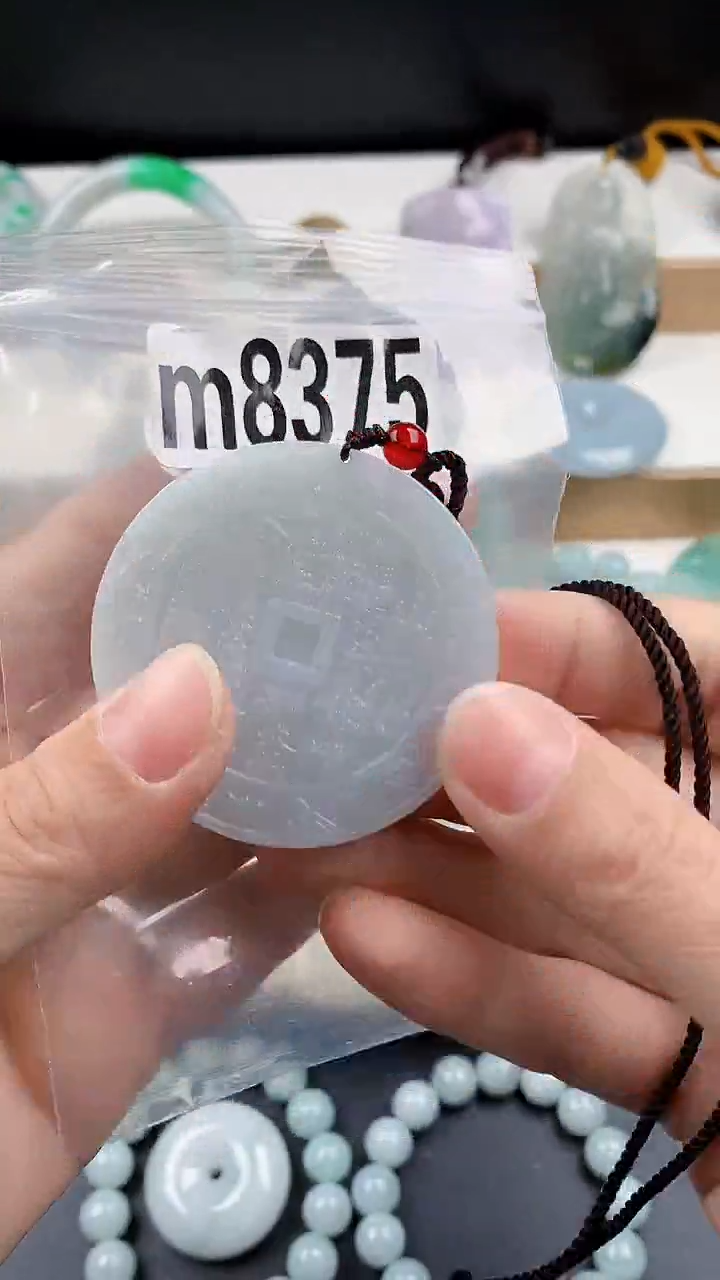 颈饰未镶嵌翡翠颈饰未镶嵌缅甸天然翡翠吊坠