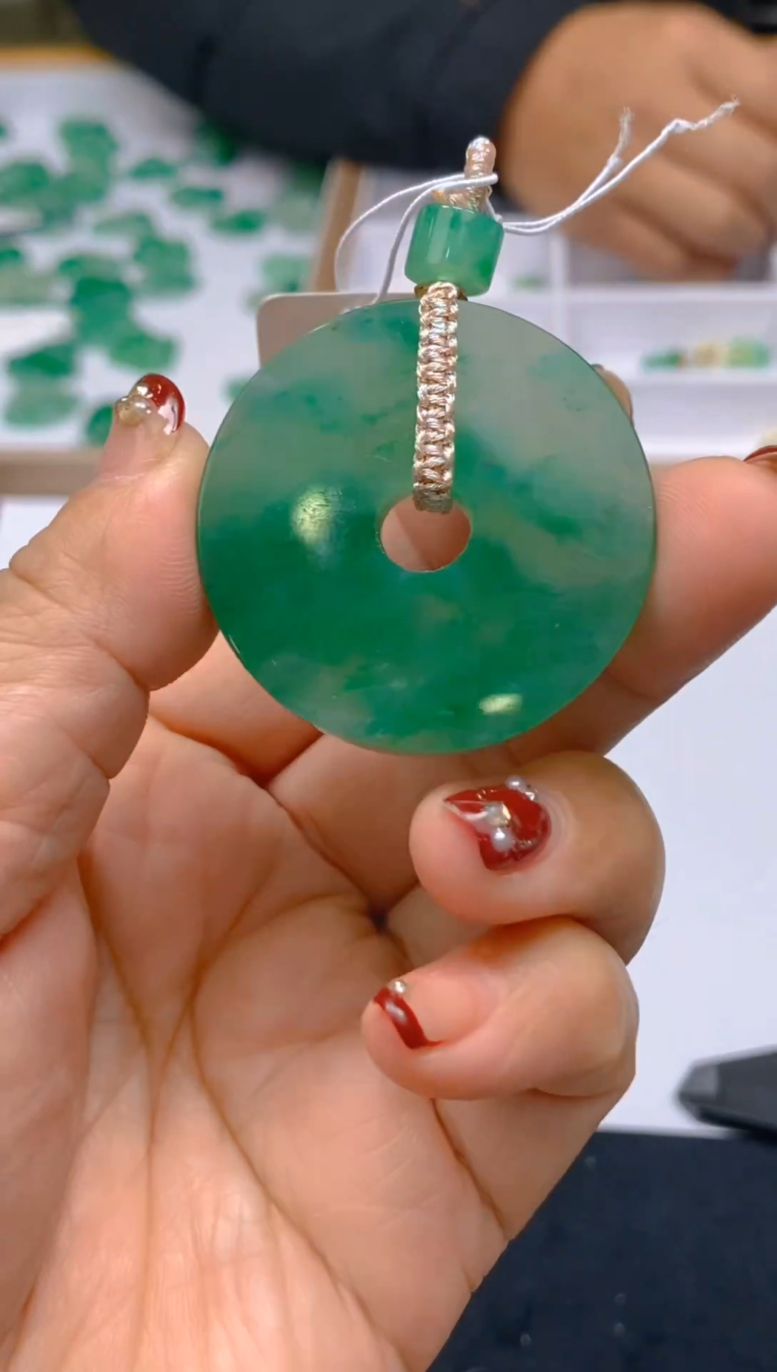 【闪购商品】石英质玉颈饰未镶嵌天然冰美人非洲翠027