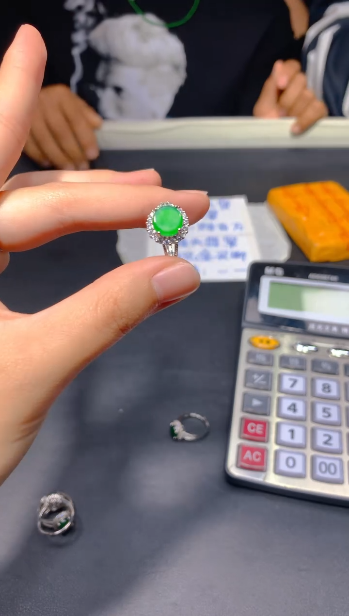 【闪购商品】定制翡翠未镶嵌88多样性发货(发其一）