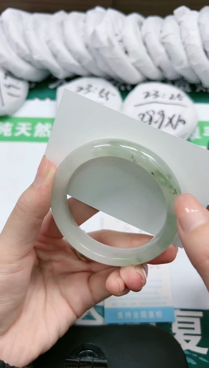 【闪购商品】石英质玉手镯未镶嵌K255-54