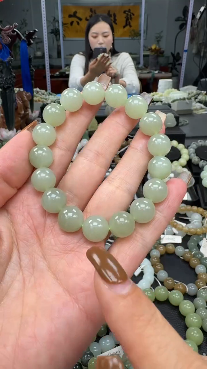未镶嵌手串和田玉冰晴水卡12