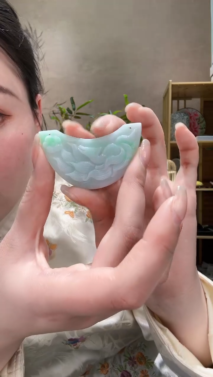 【闪购商品】翡翠颈饰未镶嵌吊坠