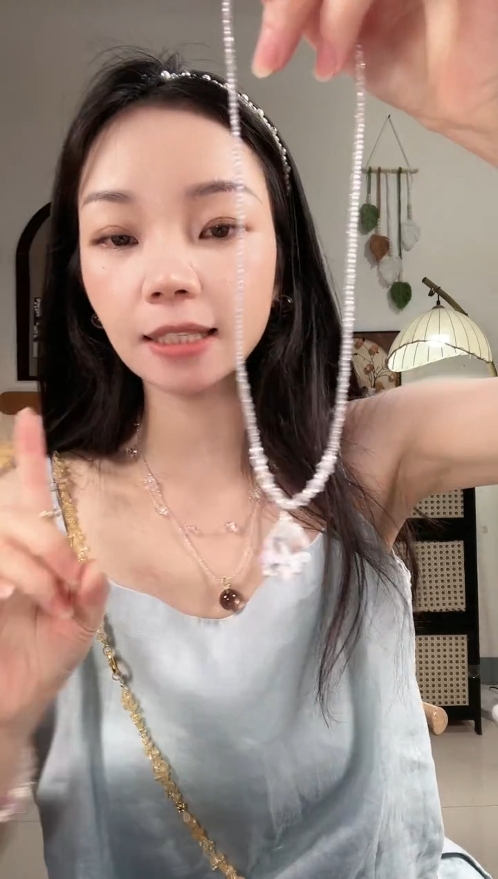 未镶嵌颈饰水晶Q815QQQQQ