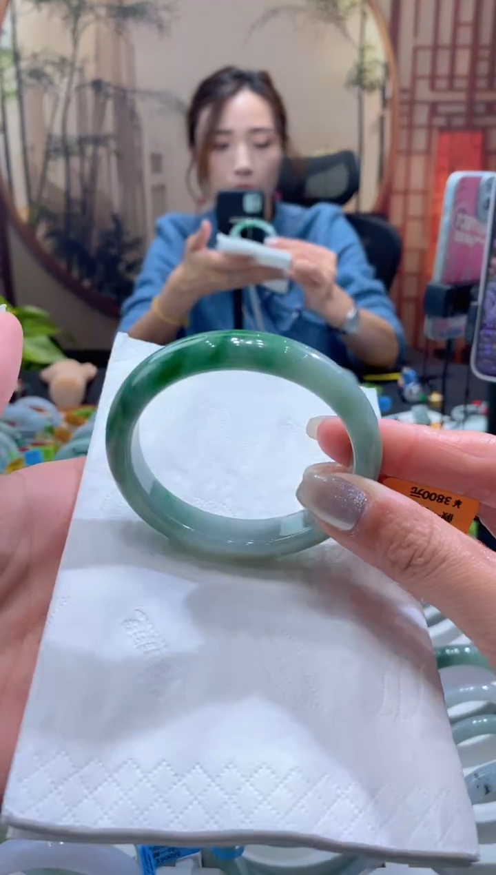 未镶嵌手镯翡翠000072555