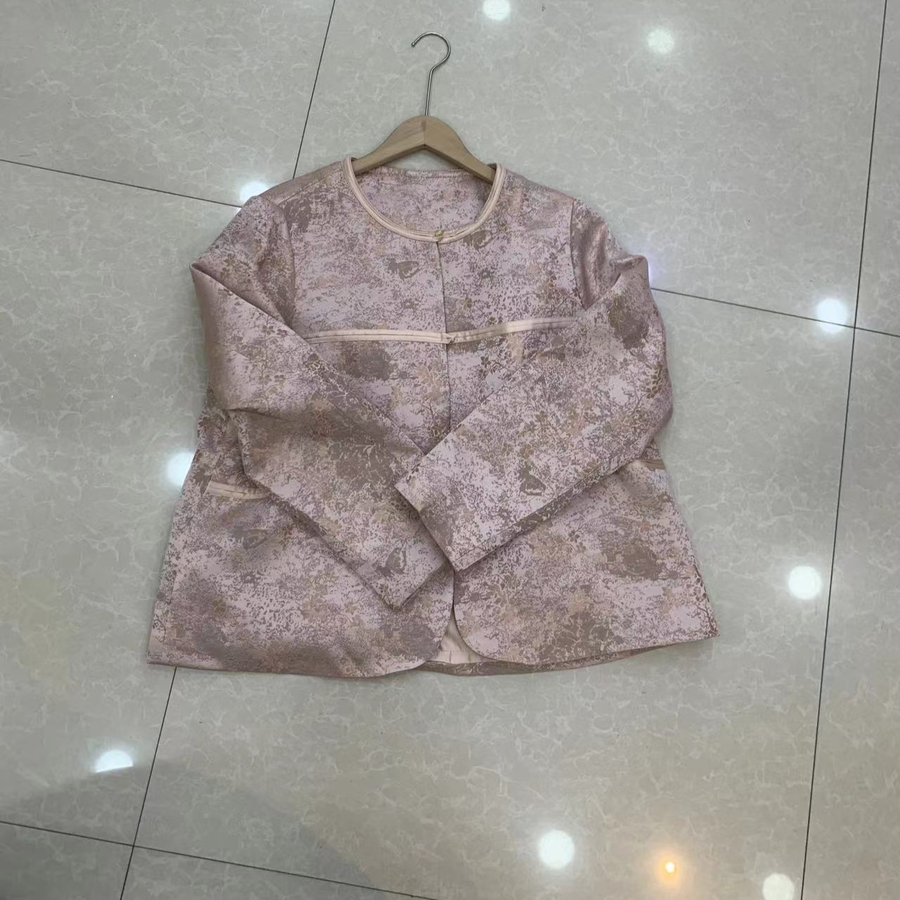 二姐家006流58579时尚百搭棉服