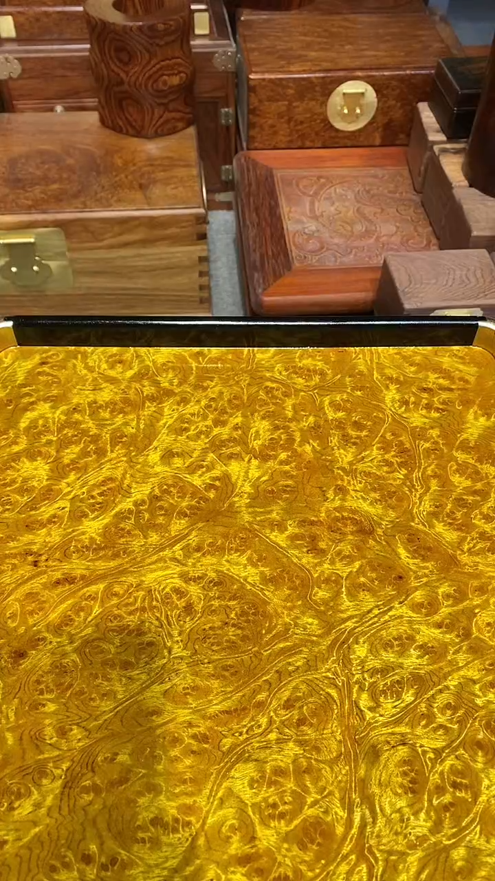 【闪购商品】香樟木木艺茶盘一个