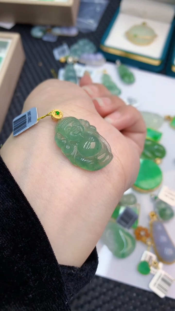 【闪购商品】翡翠颈饰18K金镶嵌            8