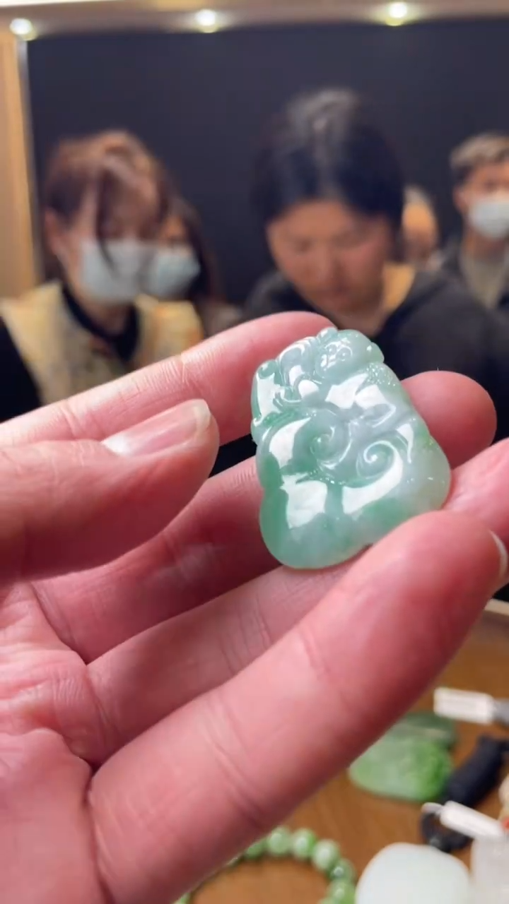 【闪购商品】定制翡翠未镶嵌      0601