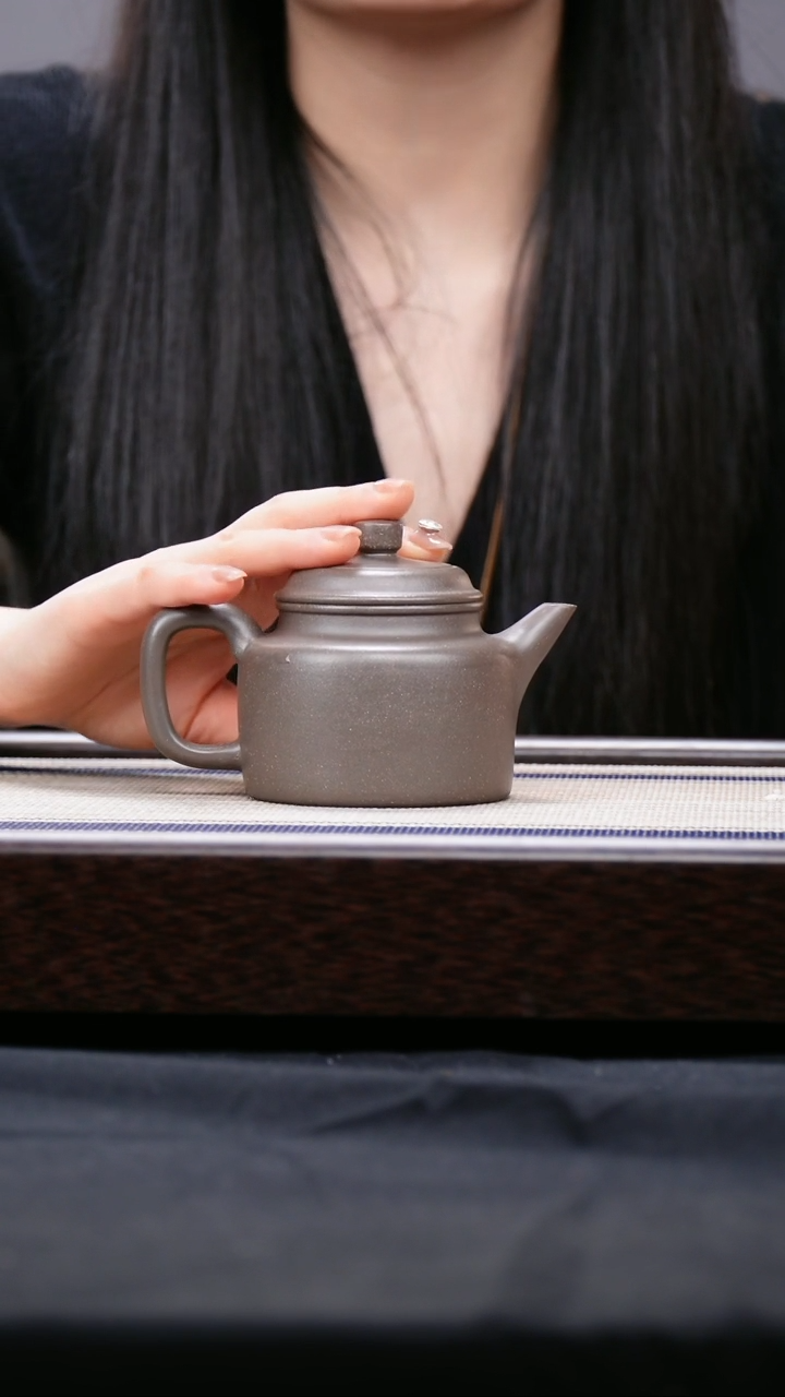 【闪购商品】紫砂茶壶大水谭天青泥 剑流嘴 德中壶 