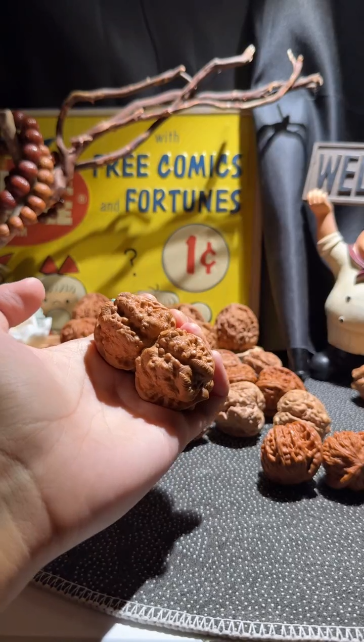 把件文玩核桃T****鹏雕刻