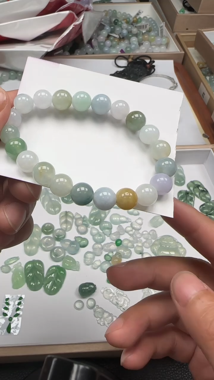 【闪购商品】翡翠颈饰未镶嵌小多宝