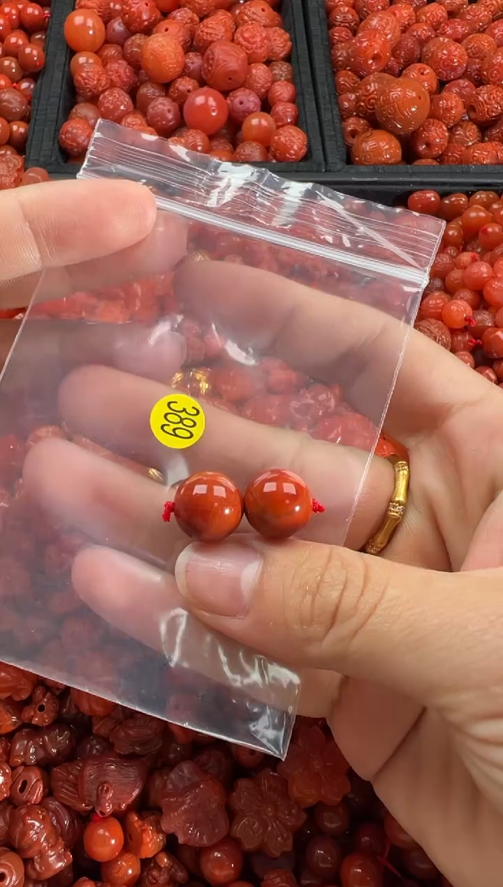 【闪购商品】南红玛瑙颈饰未镶嵌1