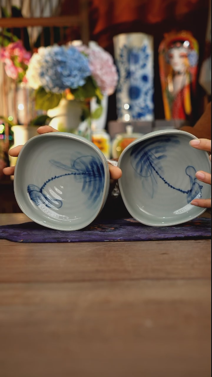 当代景德镇设计师釉下手绘陶瓷花瓶