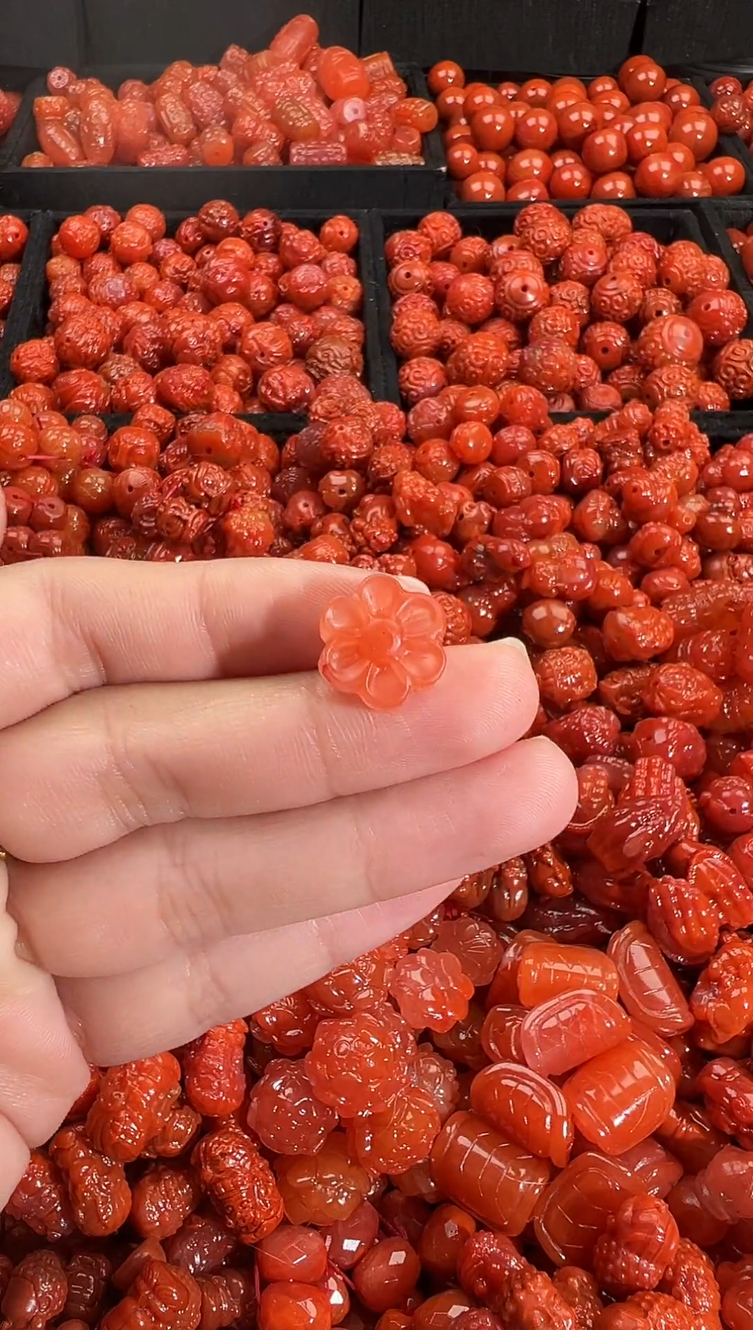 颈饰未镶嵌南红玛瑙1