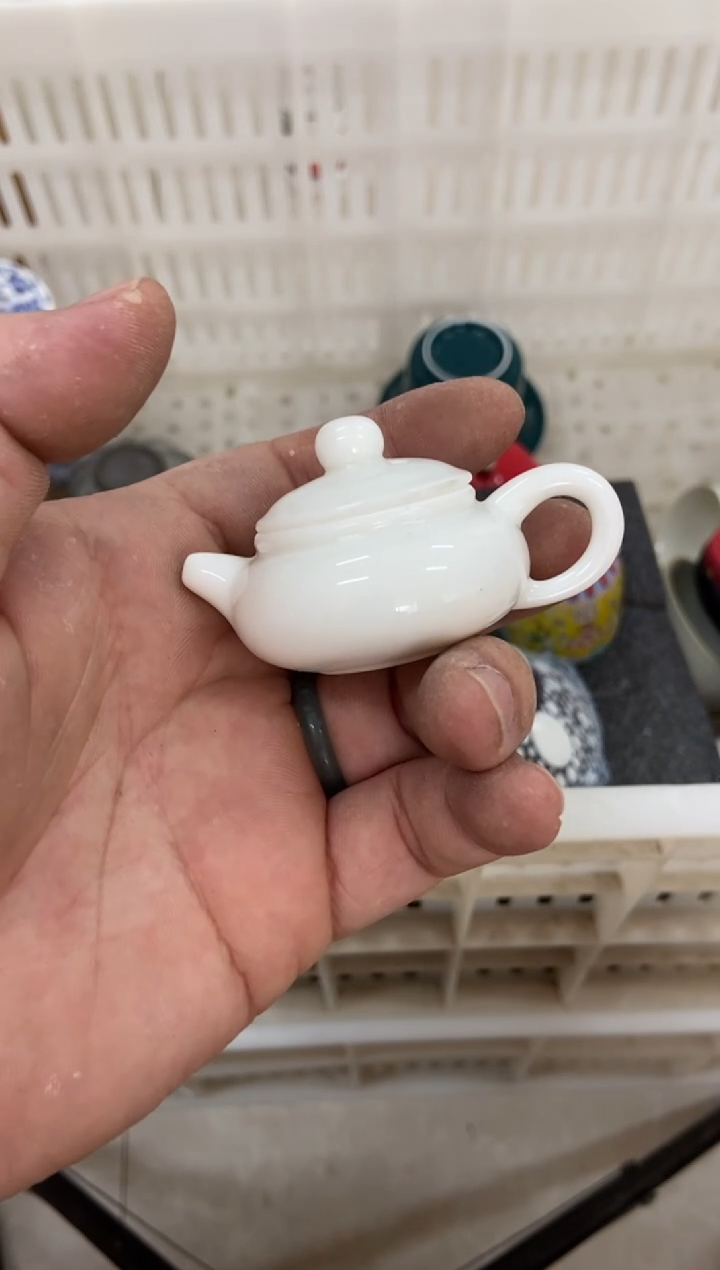 无运费险有瑕疵的摄影的产品有使用过的痕迹有点脏介意勿拍