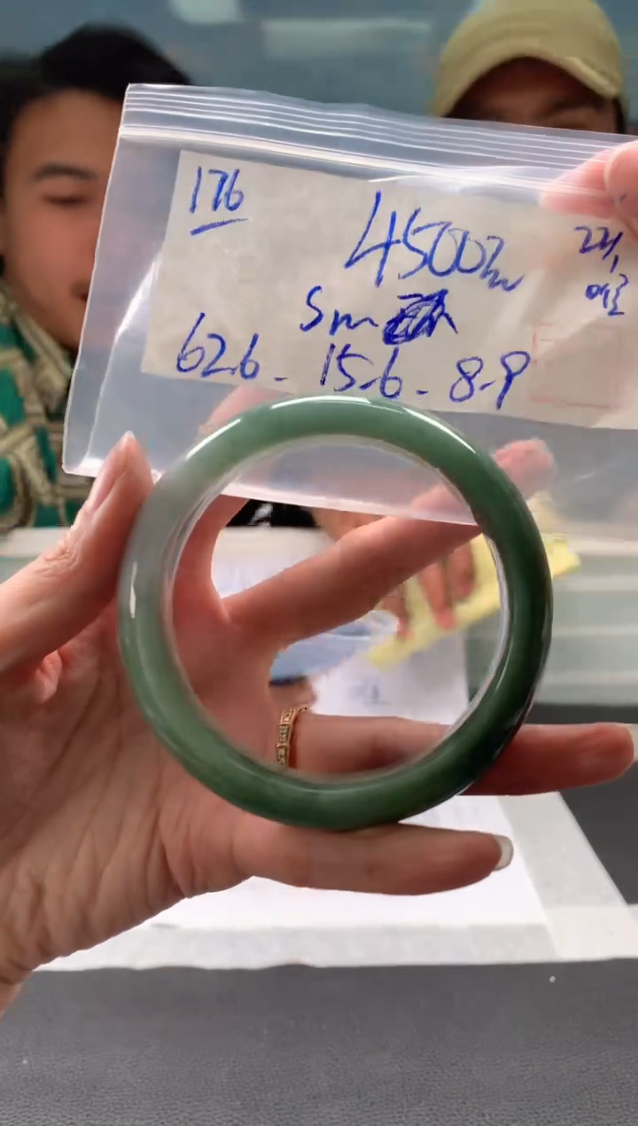 【闪购商品】翡翠手镯未镶嵌翡翠手镯 下单联系小耳机#176