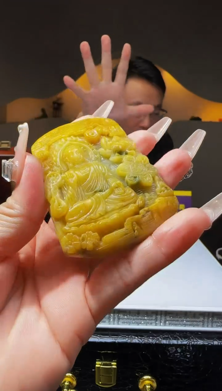 【闪购商品】定制翡翠未镶嵌Q04419翡翠毛货